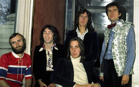 Phil Collins: 'I'd love to reunite Genesis' .